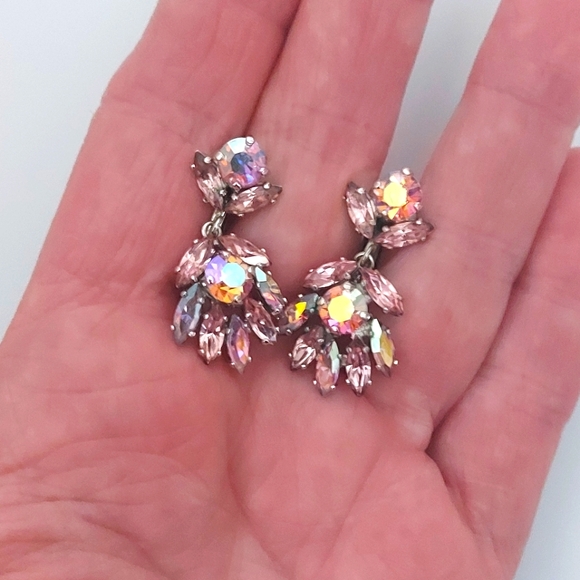 Sherman Rhinestone Pink Aurora Borealis Earrings, Sherman Pink Dangle earrings - Picture 4 of 5